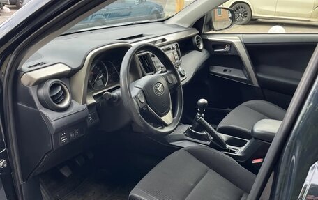 Toyota RAV4, 2015 год, 2 200 000 рублей, 7 фотография