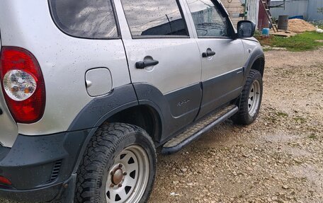 Chevrolet Niva I рестайлинг, 2004 год, 410 000 рублей, 5 фотография