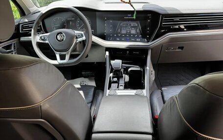Volkswagen Touareg III, 2019 год, 5 100 000 рублей, 7 фотография