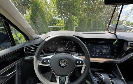 Volkswagen Touareg III, 2019 год, 5 100 000 рублей, 6 фотография