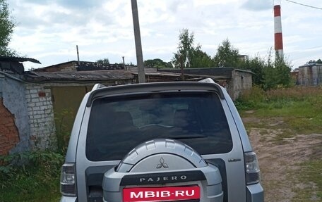 Mitsubishi Pajero IV, 2008 год, 1 300 000 рублей, 2 фотография