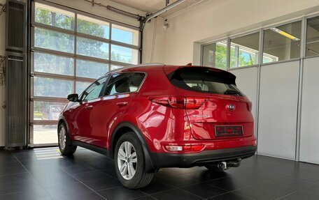 KIA Sportage IV рестайлинг, 2018 год, 1 800 000 рублей, 4 фотография