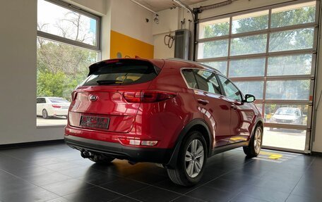 KIA Sportage IV рестайлинг, 2018 год, 1 800 000 рублей, 6 фотография