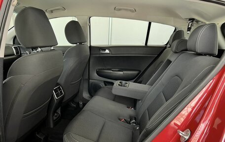 KIA Sportage IV рестайлинг, 2018 год, 1 800 000 рублей, 11 фотография