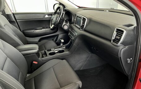KIA Sportage IV рестайлинг, 2018 год, 1 800 000 рублей, 8 фотография