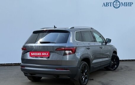 Skoda Karoq I, 2020 год, 2 600 000 рублей, 5 фотография