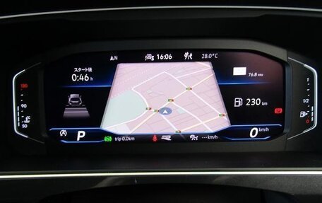 Volkswagen Tiguan II, 2022 год, 2 330 000 рублей, 14 фотография