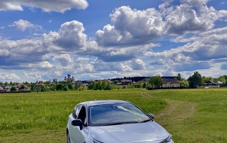 Toyota Corolla, 2022 год, 2 250 000 рублей, 3 фотография