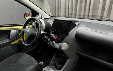 Peugeot 107 I рестайлинг, 2008 год, 399 900 рублей, 13 фотография