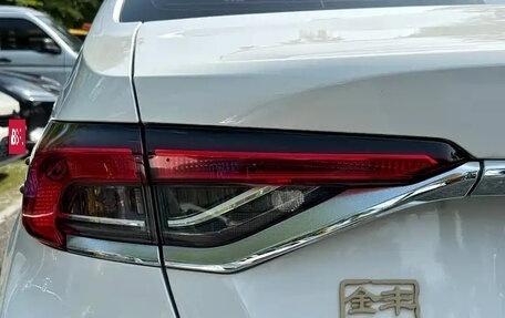Toyota Corolla, 2022 год, 1 350 004 рублей, 7 фотография