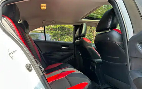 Toyota Corolla, 2022 год, 1 350 004 рублей, 28 фотография