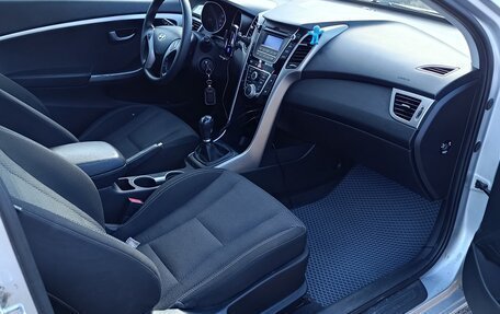 Hyundai i30 II рестайлинг, 2014 год, 985 000 рублей, 16 фотография