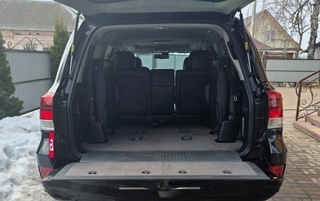 Toyota Land Cruiser 200, 2015 год, 4 500 000 рублей, 2 фотография