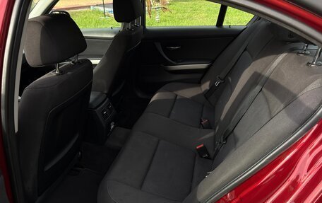 BMW 3 серия, 2010 год, 1 087 000 рублей, 11 фотография