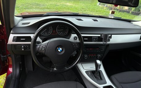 BMW 3 серия, 2010 год, 1 087 000 рублей, 9 фотография