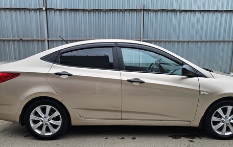 Hyundai Solaris II рестайлинг, 2011 год, 630 000 рублей, 34 фотография