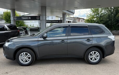 Mitsubishi Outlander III рестайлинг 3, 2014 год, 1 375 000 рублей, 5 фотография