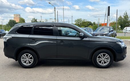 Mitsubishi Outlander III рестайлинг 3, 2014 год, 1 375 000 рублей, 6 фотография