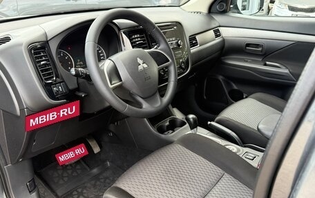 Mitsubishi Outlander III рестайлинг 3, 2014 год, 1 375 000 рублей, 11 фотография