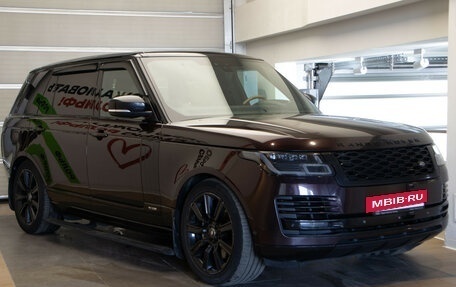 Land Rover Range Rover IV рестайлинг, 2019 год, 5 900 000 рублей, 3 фотография