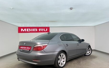 BMW 5 серия, 2008 год, 890 000 рублей, 2 фотография