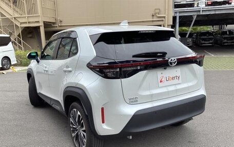 Toyota Yaris Cross, 2023 год, 1 421 000 рублей, 7 фотография