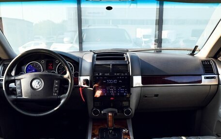 Volkswagen Touareg III, 2003 год, 675 000 рублей, 16 фотография