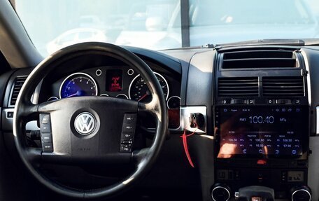 Volkswagen Touareg III, 2003 год, 675 000 рублей, 17 фотография