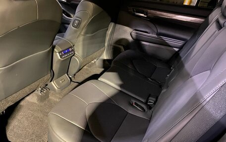 Toyota Highlander, 2026 год, 5 750 000 рублей, 10 фотография