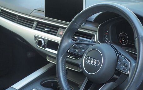 Audi A4, 2018 год, 1 600 000 рублей, 11 фотография