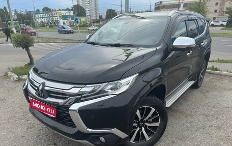 Mitsubishi Pajero Sport III рестайлинг, 2017 год, 2 200 000 рублей, 1 фотография