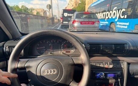 Audi A4, 1998 год, 290 000 рублей, 8 фотография