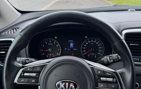 KIA Sportage IV рестайлинг, 2021 год, 2 800 000 рублей, 15 фотография