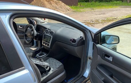 Ford Focus II рестайлинг, 2005 год, 350 000 рублей, 22 фотография