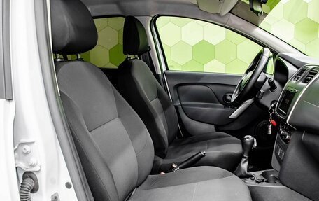 Renault Logan II, 2020 год, 999 000 рублей, 11 фотография