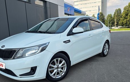 KIA Rio III рестайлинг, 2013 год, 555 000 рублей, 1 фотография