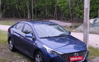 Hyundai Solaris II рестайлинг, 2021 год, 1 700 000 рублей, 1 фотография