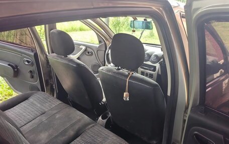 Renault Sandero I, 2013 год, 400 000 рублей, 8 фотография