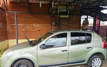 Renault Sandero I, 2013 год, 400 000 рублей, 3 фотография