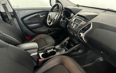 Hyundai ix35 I рестайлинг, 2012 год, 1 020 000 рублей, 10 фотография