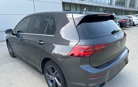 Volkswagen Golf VIII, 2023 год, 1 535 111 рублей, 2 фотография