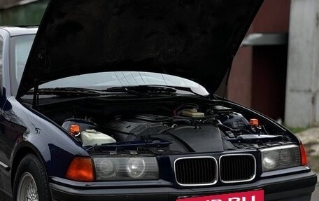 BMW 3 серия, 1992 год, 650 000 рублей, 6 фотография
