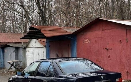 BMW 3 серия, 1992 год, 650 000 рублей, 28 фотография