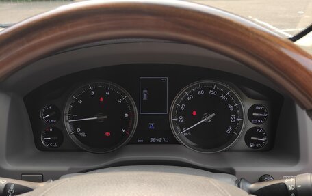 Toyota Land Cruiser 200, 2017 год, 7 950 000 рублей, 5 фотография
