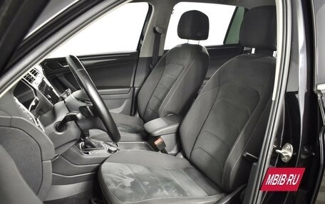 Volkswagen Tiguan II, 2018 год, 3 814 900 рублей, 10 фотография
