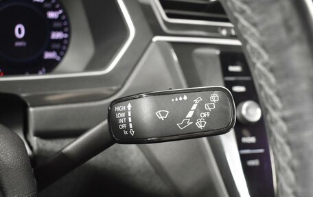 Volkswagen Tiguan II, 2018 год, 3 814 900 рублей, 17 фотография