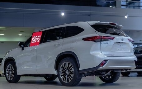 Toyota Highlander, 2026 год, 5 690 000 рублей, 9 фотография