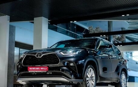 Toyota Highlander, 2026 год, 5 690 000 рублей, 4 фотография