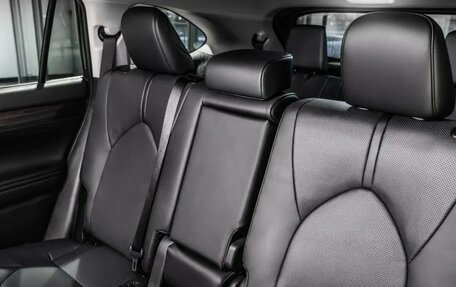 Toyota Highlander, 2026 год, 5 690 000 рублей, 15 фотография