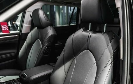 Toyota Highlander, 2026 год, 5 690 000 рублей, 13 фотография